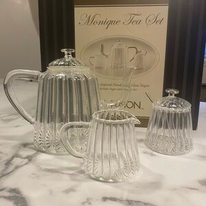 Monique Glass Tea Set - Clear